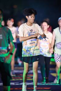 BIB: 
                            <button type="button" onclick="openModal(25219128)" class="btn btn-primary btn-sm float-right btn-popup" data-toggle="modal" data-target=".modal-high-quality">
                        <i class="fas fa-shopping-cart"></i> Add to Cart
                    </button>
                                            <button type="button" onclick="isThisMe(25219128, true)" class="btn btn-success btn-sm float-right btn-popup btn-isme hidden" data-toggle="tooltip" data-placement="bottom" title="นี่คือรูปของคุณใช่ไหม คลิกที่นี่เพื่อเอาเข้าอัลบั้ม">
                        <i class="fas fa-plus"></i> Add to album
                    </button>
                    <button type="button" onclick="isThisMe(25219128, false)" class="btn btn-warning btn-sm float-right btn-popup btn-isnotme hidden">
                        <i class="fas fa-ban"></i> Remove from album
                    </button>